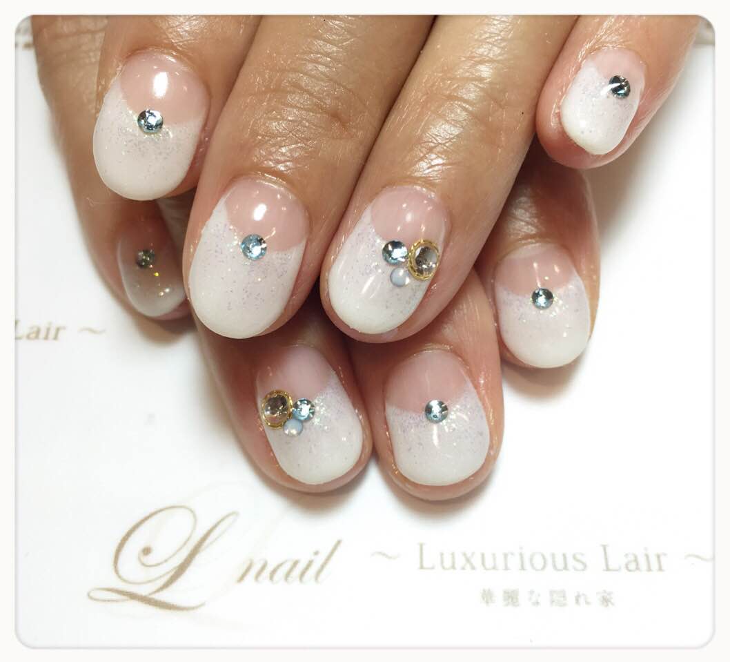 ｌｎａｉｌ青葉台東急スクエア 逆フレンチネイル ネイルサロン まつげエクステならlnail エルネイル へ